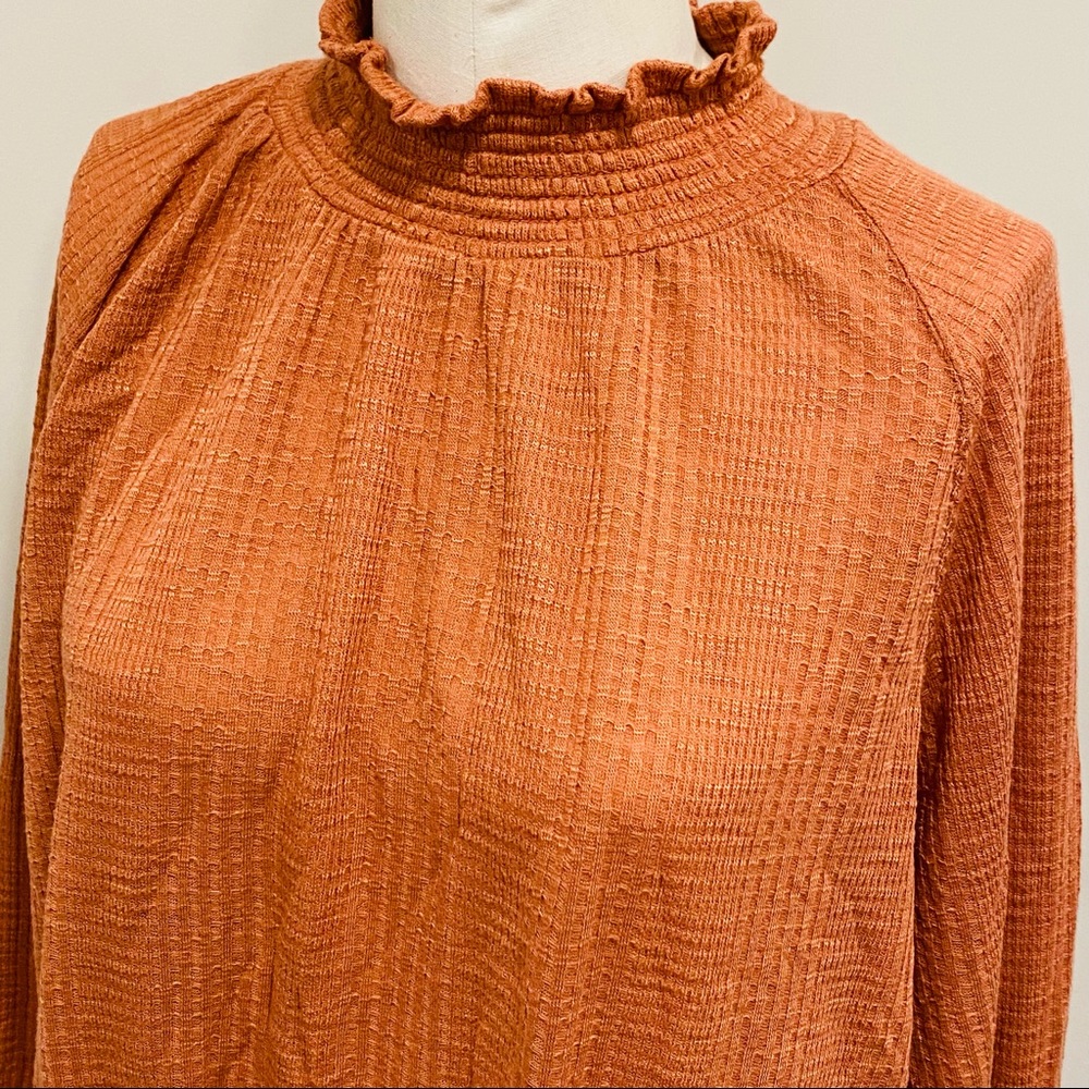 FREE PEOPLE Ruffle Mockneck Boho Long Sleeve Top Size Large - Picture 6 of 9